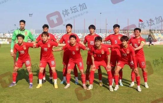 CCTV6 VIP影院 全部 电影 电视剧 影人 视频 图片 新闻 更新时间 所有 1小时内 今日内 1周内 1个月内 从资讯频道搜索 结果 85898 条 阿云嘎感叹肖战高人气：不能跟战战一起坐飞机 2020-01-14 近日，有网友晒出接机阿云嘎的视频，和肖战同坐一班飞机的阿云嘎似乎被肖战粉丝接机的火爆场面“吓到”，感叹肖战的高人气：“下次不能跟战战一起坐飞机了，我受到惊吓了。