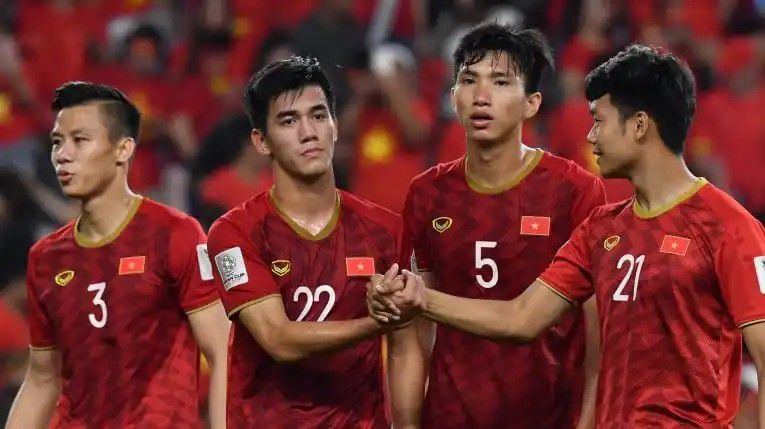 影片中各种地道天津土话、俗语的巧妙运用平添了幽默感和烟火气，郭麒麟，常远、林雪、刘亚津等天津籍演员的“本色”出演也保证了纯正津味儿。